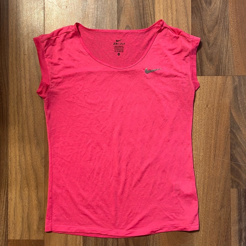 Nike Dri-fit, pink top